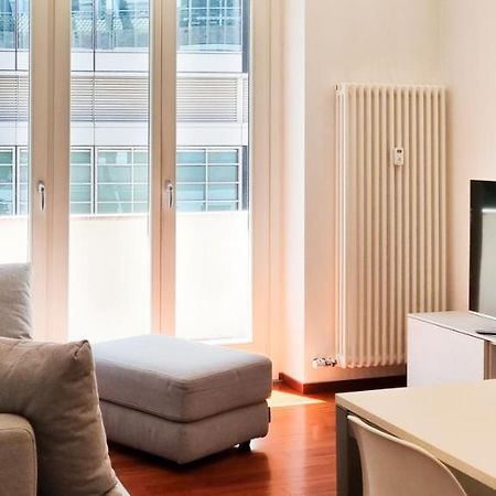 밀라노 Joivy Superb Flat, 2 Balconies & Skyscrapers View 아파트 외부 사진